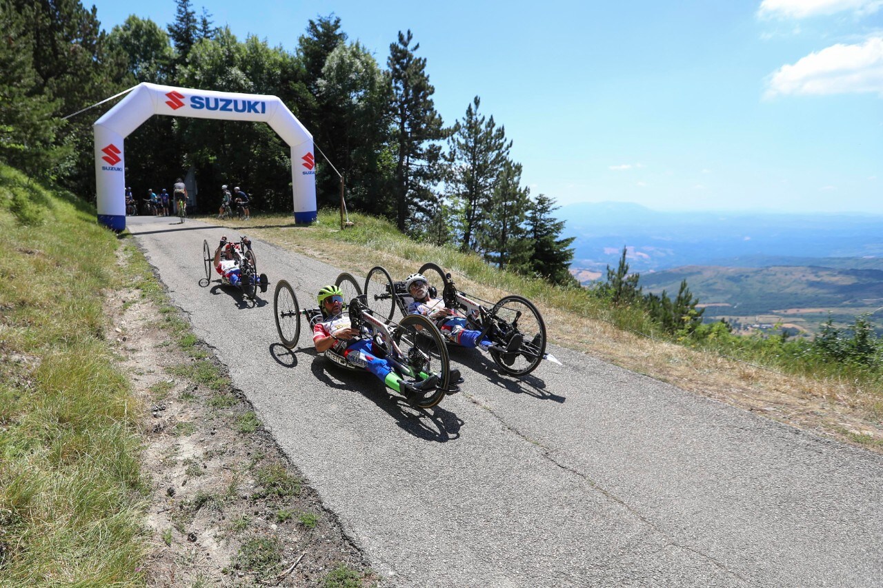 Suzuki Bike Day 2022: in bici sulle strade del campionato del mondo